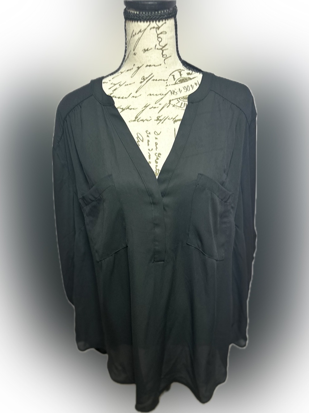 Torrid Harper Black V-Neck Roll Sleeve Blouse 1X NWT Work Wear Office Top - Picture 2 of 5
